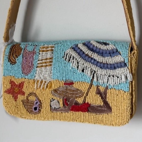 Handbags - UMBRELLA BEACH VIBES BEADED BAG!! New